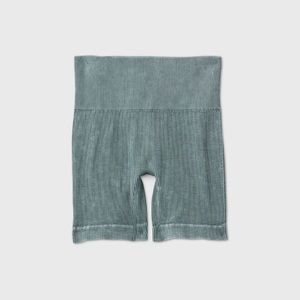 Colsie ribbed seamless shorts xs